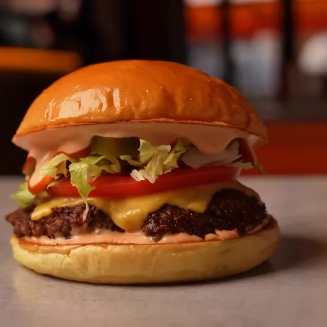 FRYDAY burgeri — Instagram-da yeni video